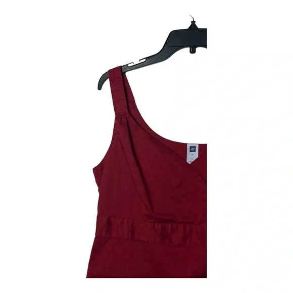 0383W. GAP SLEEVELESS SUMMER TOP THICK STRAPS SIZE LARGE MAROON IN COLOR SIZE LG - Picture 3 of 9